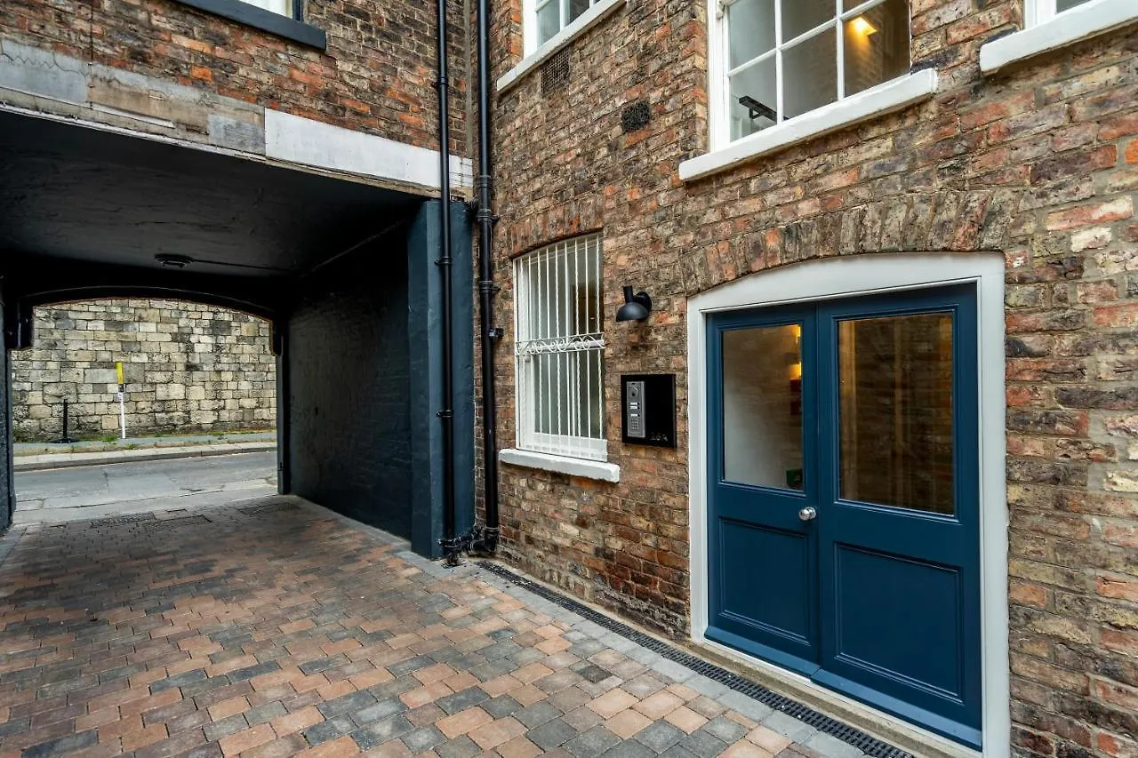 Marygate - Gallery Apartment York